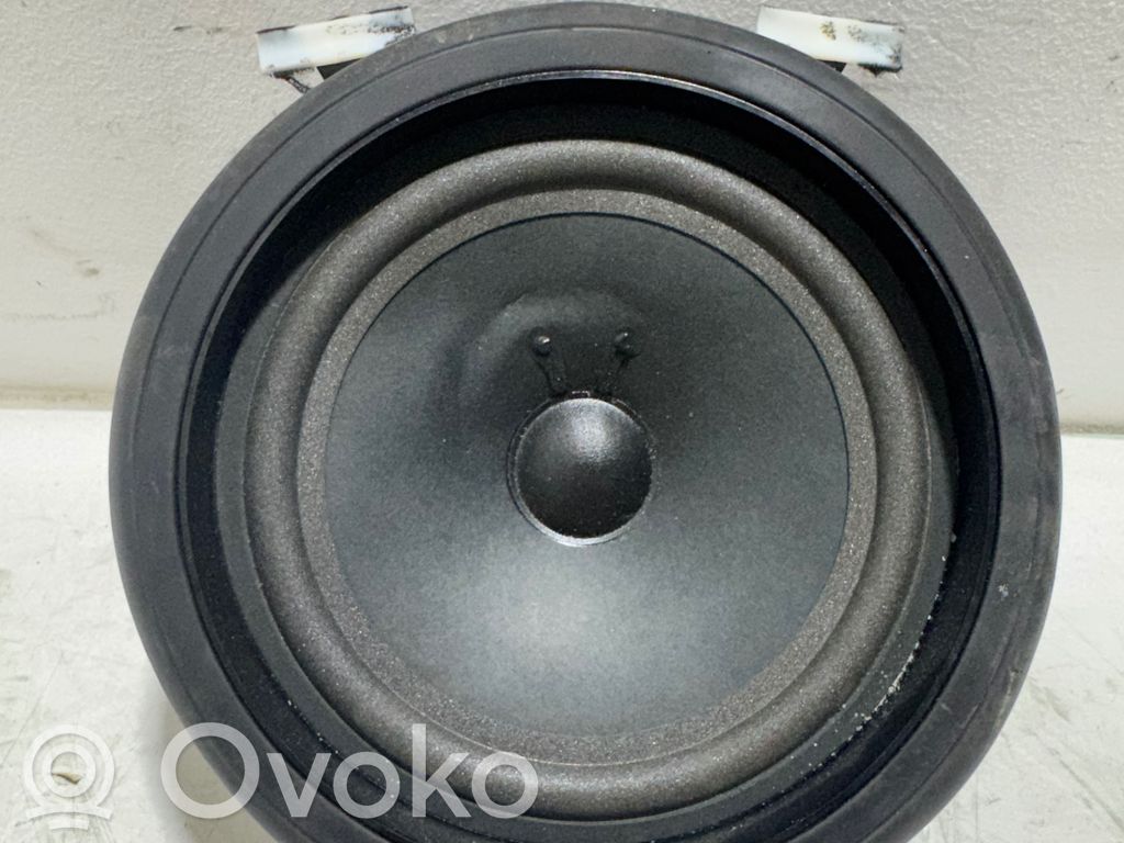 Takaoven kaiutin   4E0035415,373043,280381002