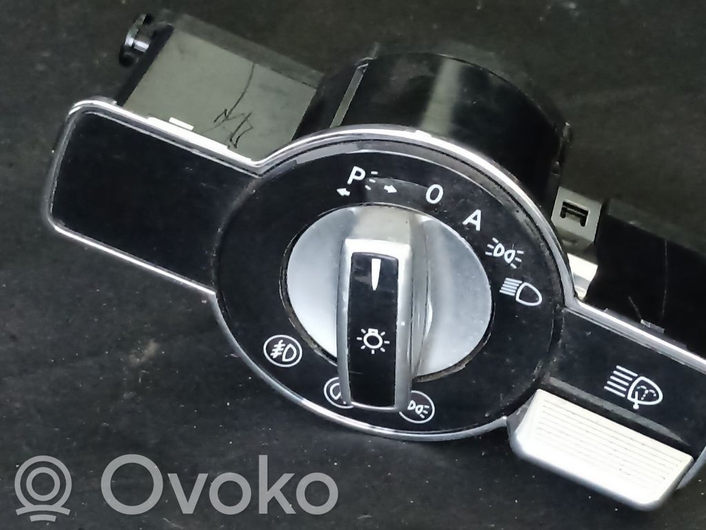 Light switch   2215451004,2215452004