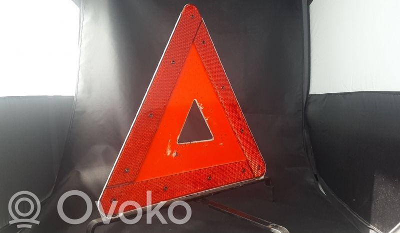Varoituskolmio   1405900412,A1405900412