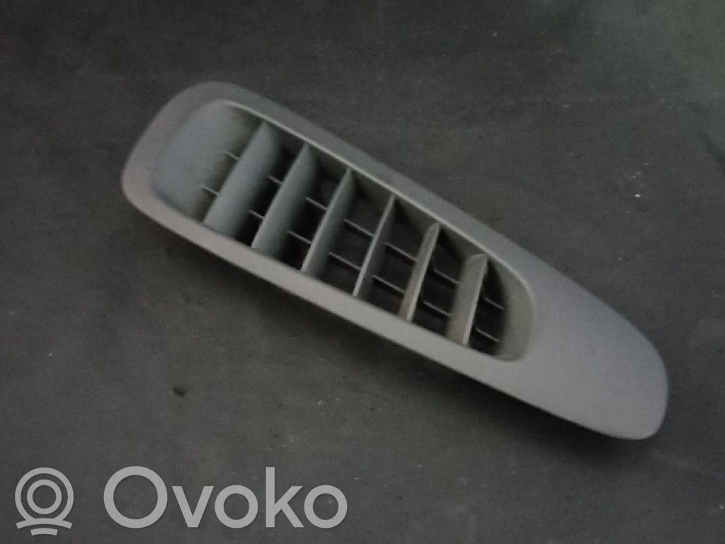 Mercedes-Benz Vito Viano W639 Dash center air vent grill 