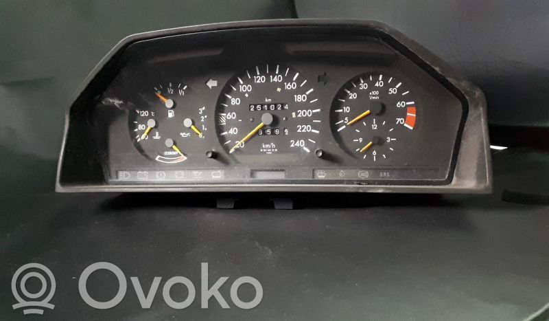 Mercedes-Benz E W124 Spidometrs (instrumentu panelī) 