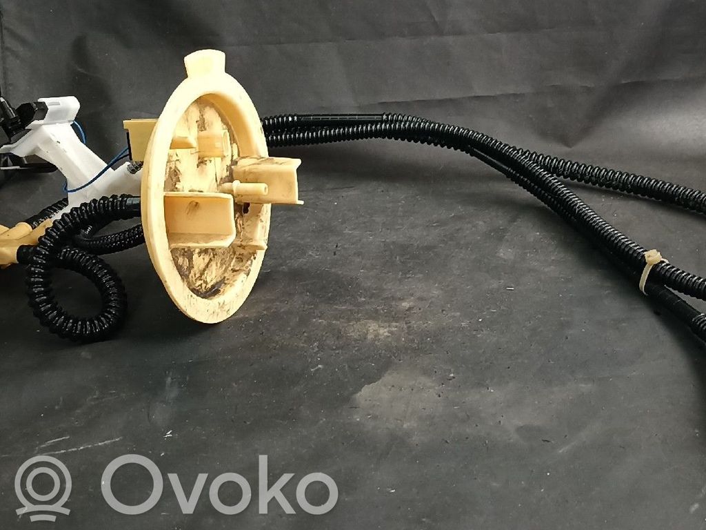 Mercedes-Benz E W212 Sensor de nivel de combustible 
