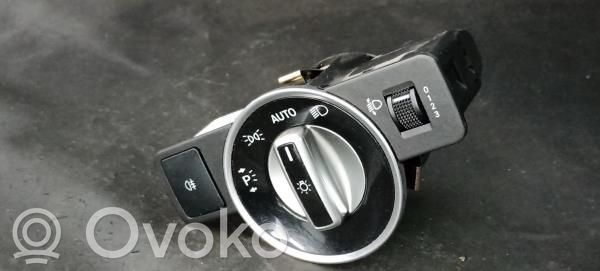 Light switch   2129050651