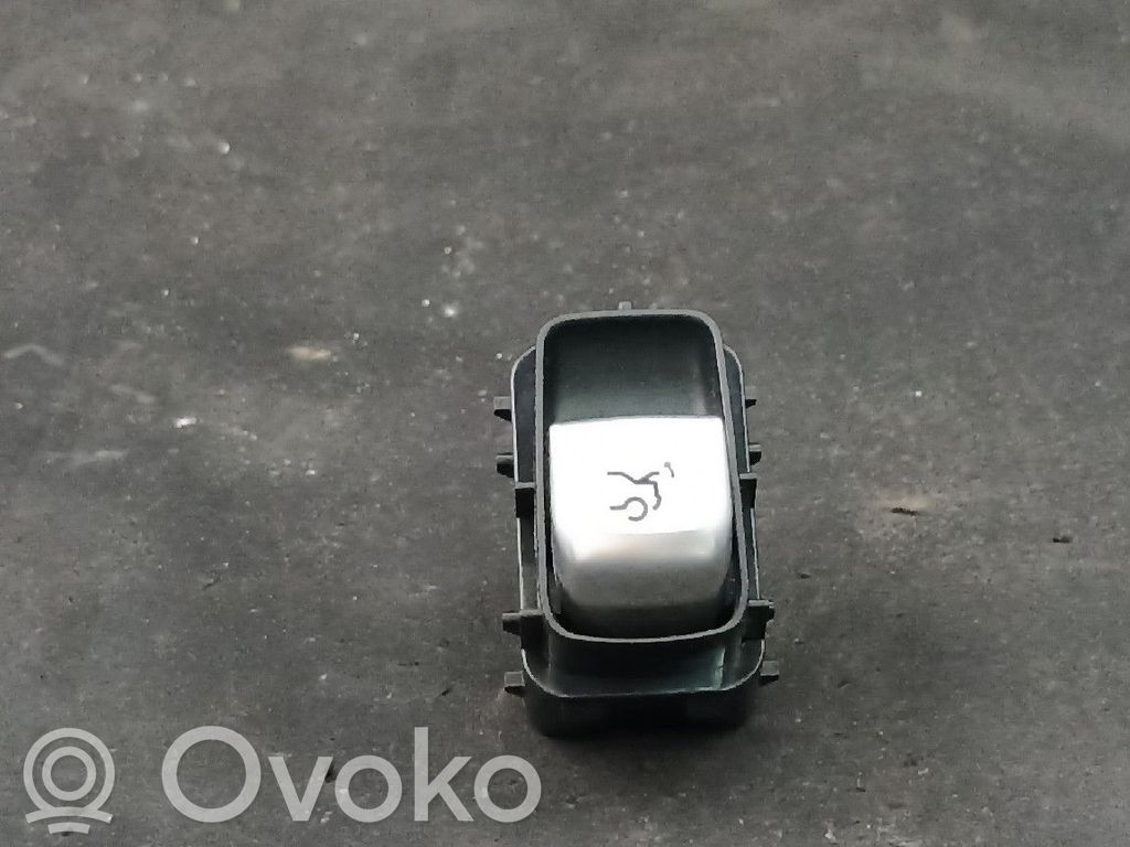 Mercedes-Benz C W205 Multifunkcinis valdymo jungtukas/ rankenėlė 