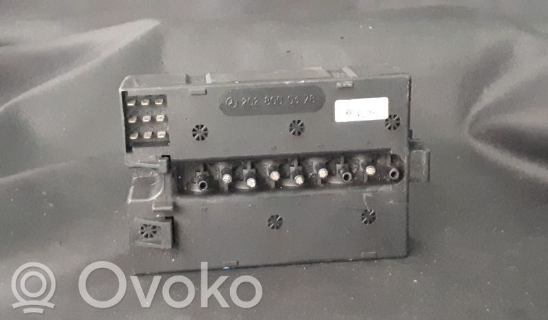 Mercedes-Benz C W202 Zündverteiler 
