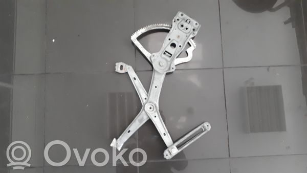 Mercedes-Benz C W202 Mechanizm podnoszenia szyby przedniej bez silnika 