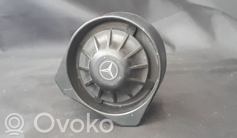 Mercedes-Benz E W210 Señal acústica 