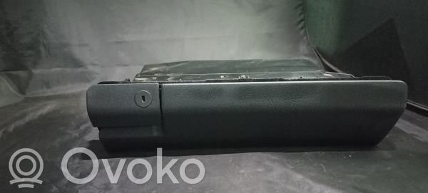 Mercedes-Benz C W202 Guantera 