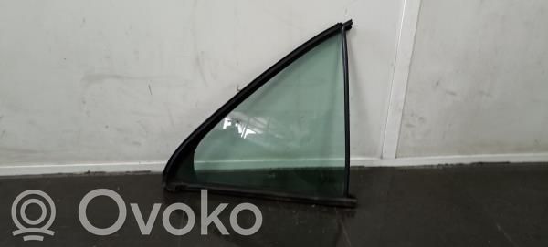 Mercedes-Benz E W210 Rear side window 