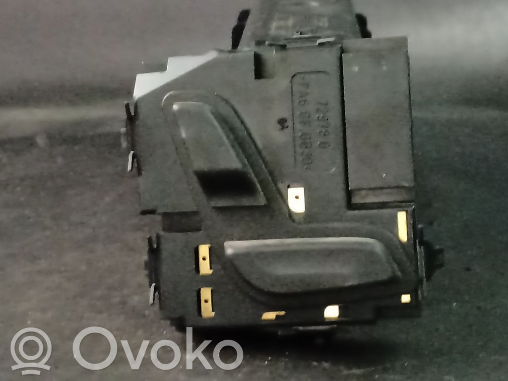 Mercedes-Benz E W212 Seat control switch 