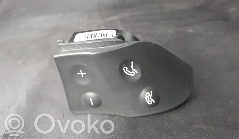Mercedes-Benz CLC CL203 Ohjauspyörän painikkeet/kytkimet 