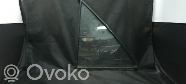 Mercedes-Benz E W124 Rear side window 