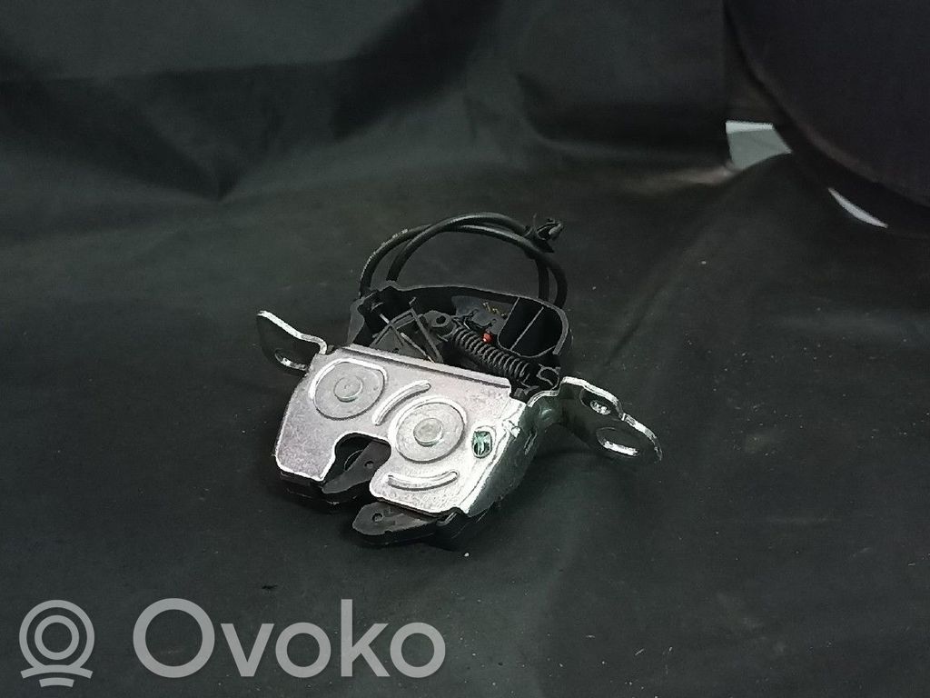 Mercedes-Benz C W205 Lukko setti 
