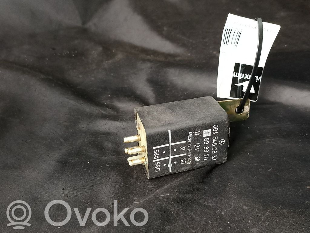 Autres unités de commande / modules   0045450832,A0045450832,ILUMINACAONOTURNA