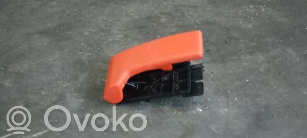 Mercedes-Benz A W176 Variklio dangčio (kapoto) rankenėlė 