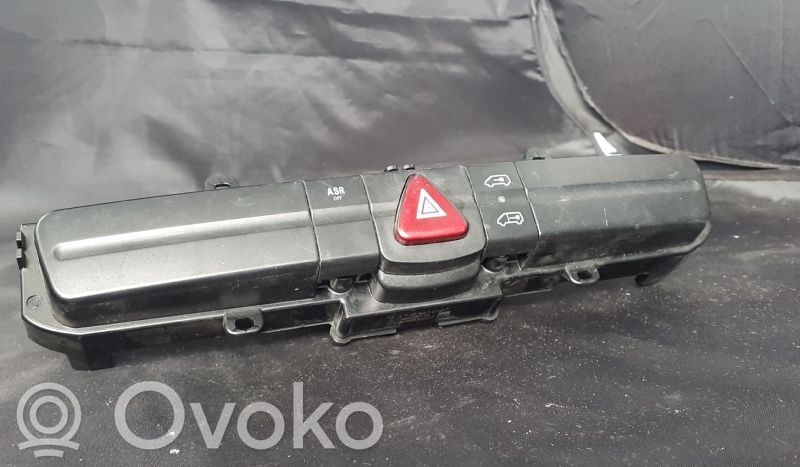 Mercedes-Benz Sprinter W906 Interruttore luci di emergenza 