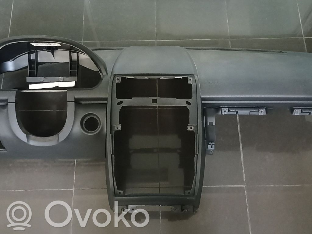 Mercedes-Benz A W169 Deska rozdzielcza 