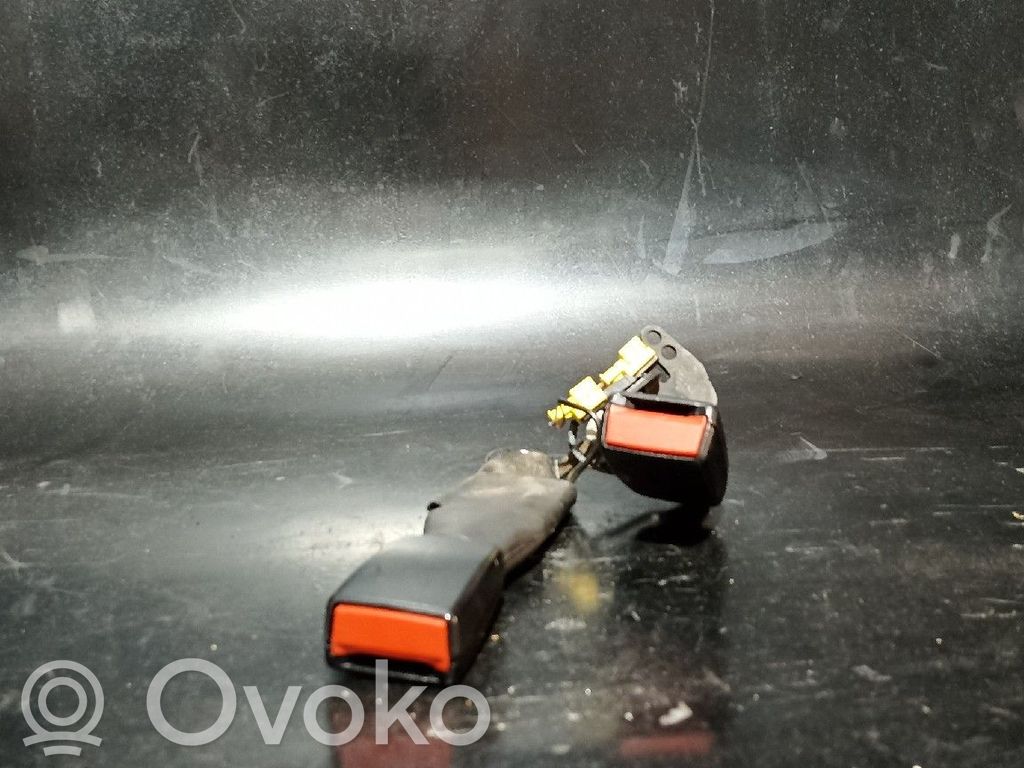 Mercedes-Benz C W204 Rear seatbelt buckle 