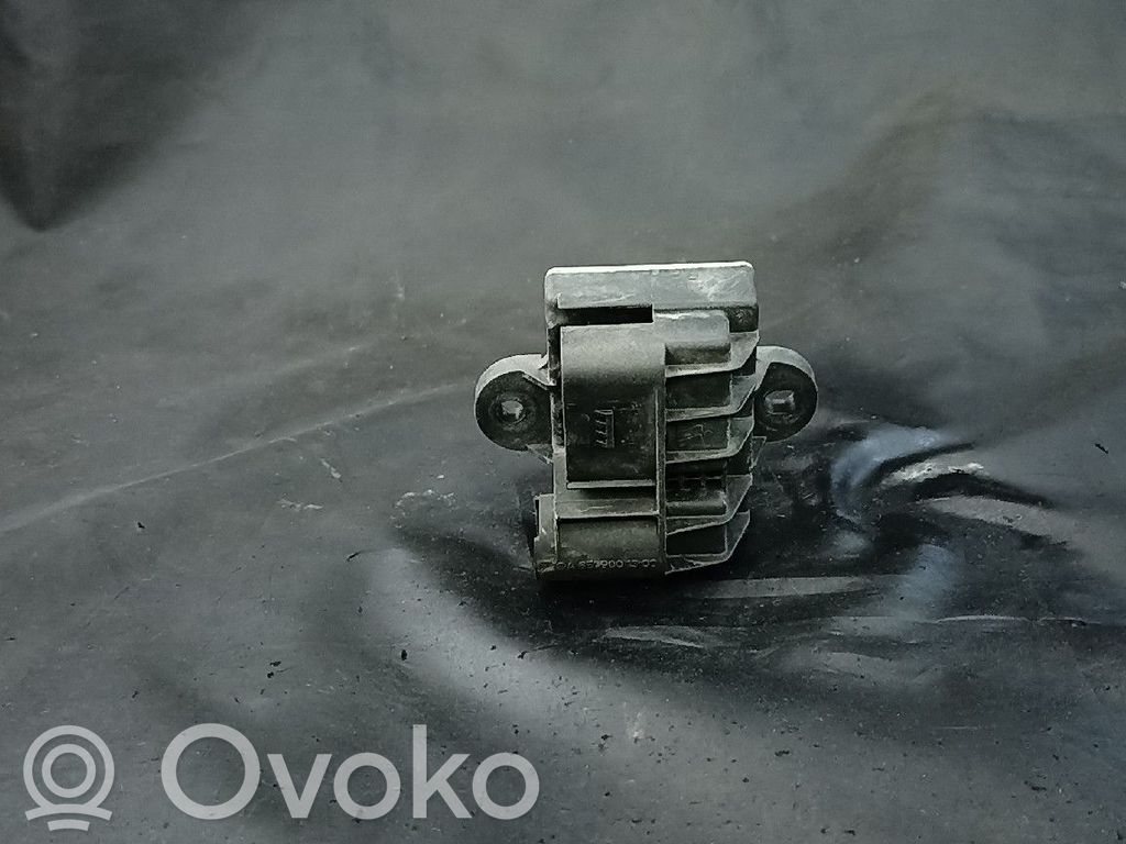 Mercedes-Benz A W176 Relè preriscaldamento candelette 
