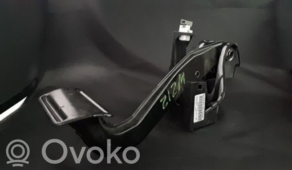 Mercedes-Benz E W212 Brake pedal 