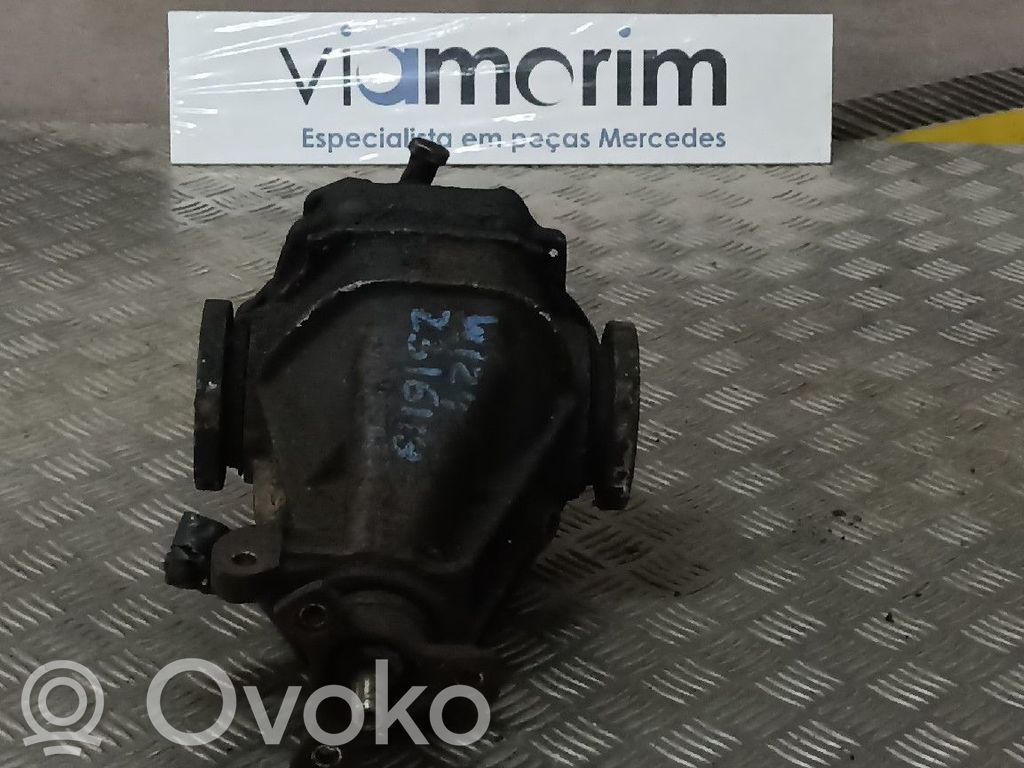 Mercedes-Benz E W124 Tylny mechanizm różnicowy 