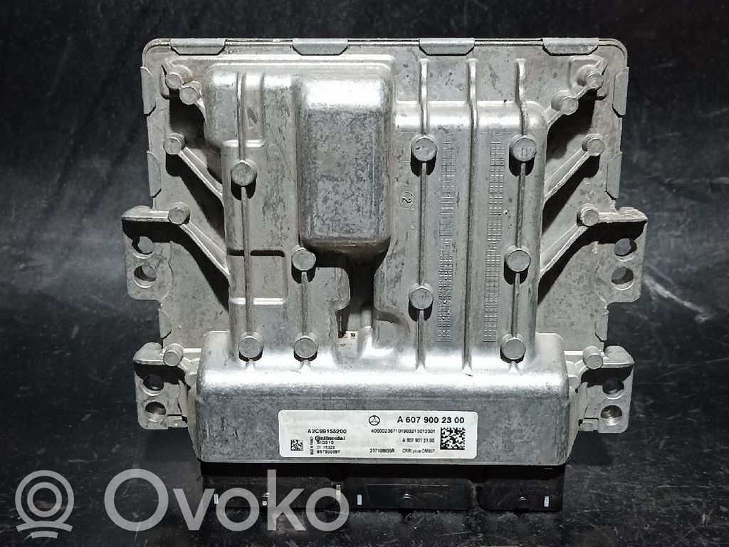Engine control unit/module   6079002300,237106935R,6079012100