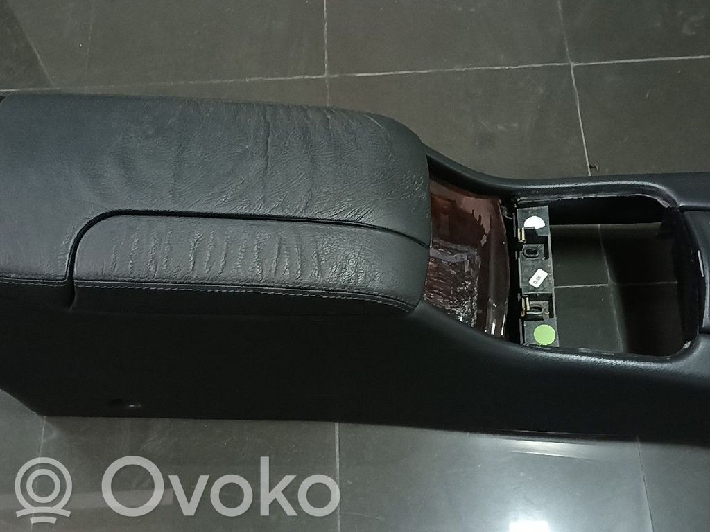 Mercedes-Benz S W220 Cotieră 