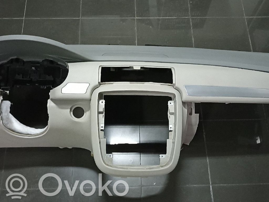 Mercedes-Benz R W251 Bord 