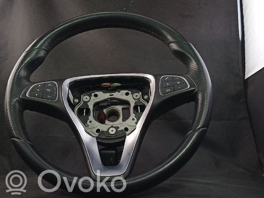 Mercedes-Benz A W176 Ohjauspyörä 