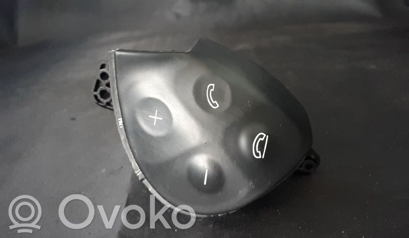 Boutons / interrupteurs volant   2118206110,DIREITO