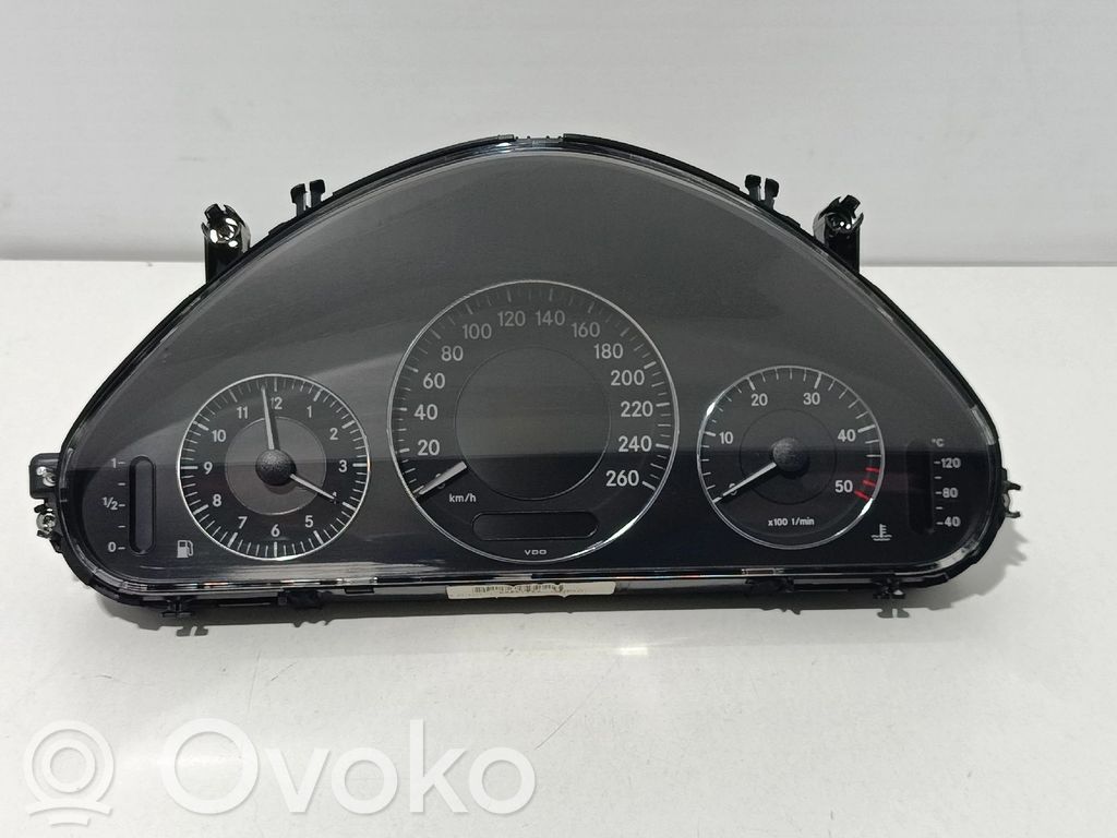 Mercedes-Benz E W211 Speedometer (instrument cluster) 