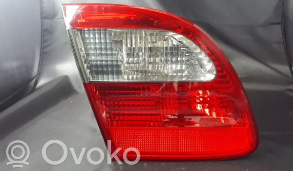 Mercedes-Benz E W211 Luci posteriori del portellone del bagagliaio 