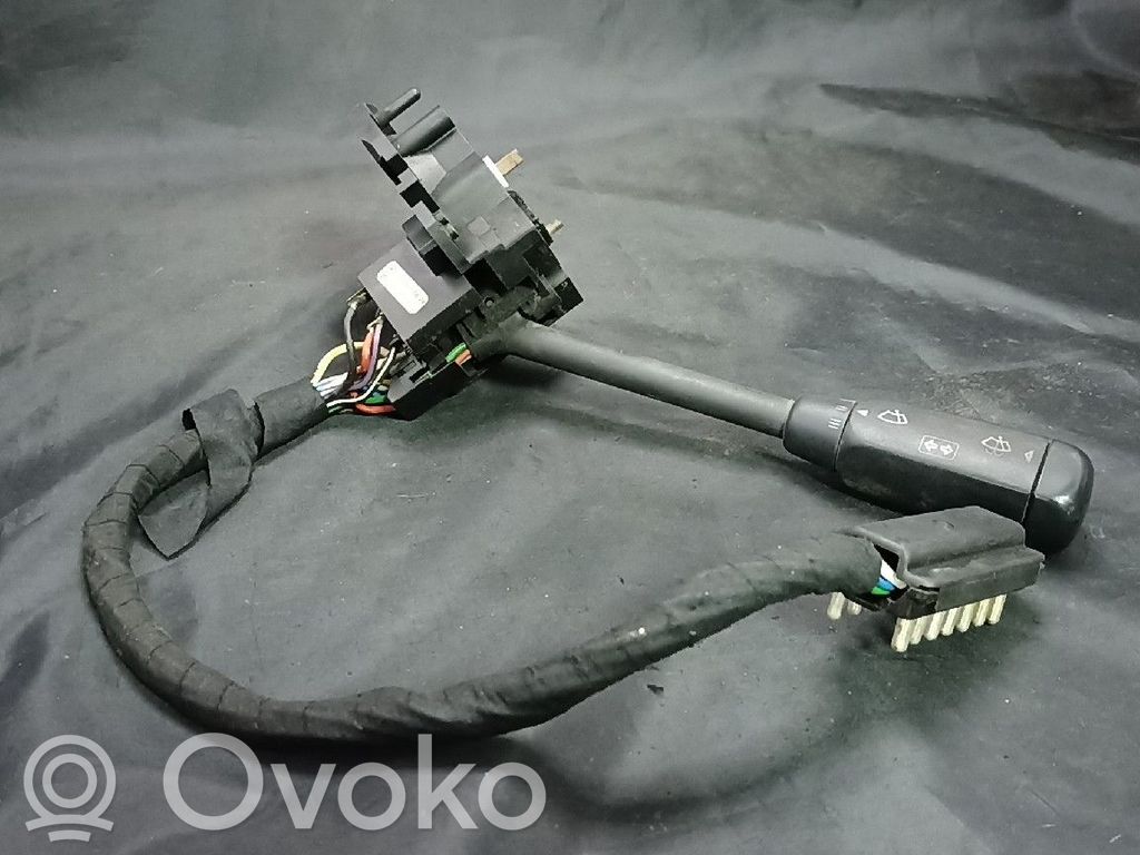 Mercedes-Benz E W124 Interruptor/palanca de limpiador de luz de giro 