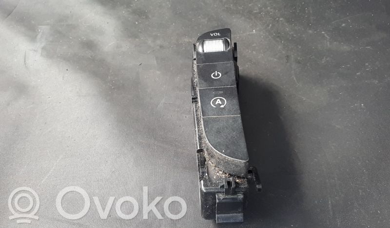 Mercedes-Benz C W205 Interruptor de control multifunción 