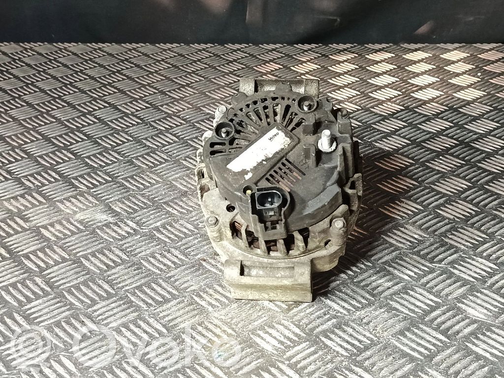 Alternador   0009063000,0009067902,14V150A,A0009063000,A0009067902