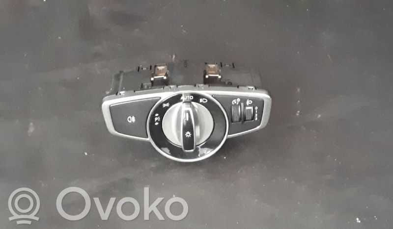 Mercedes-Benz C W205 Interruptor de luz 