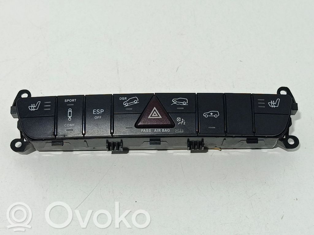 Mercedes-Benz ML W164 Przycisk świateł awaryjnych 