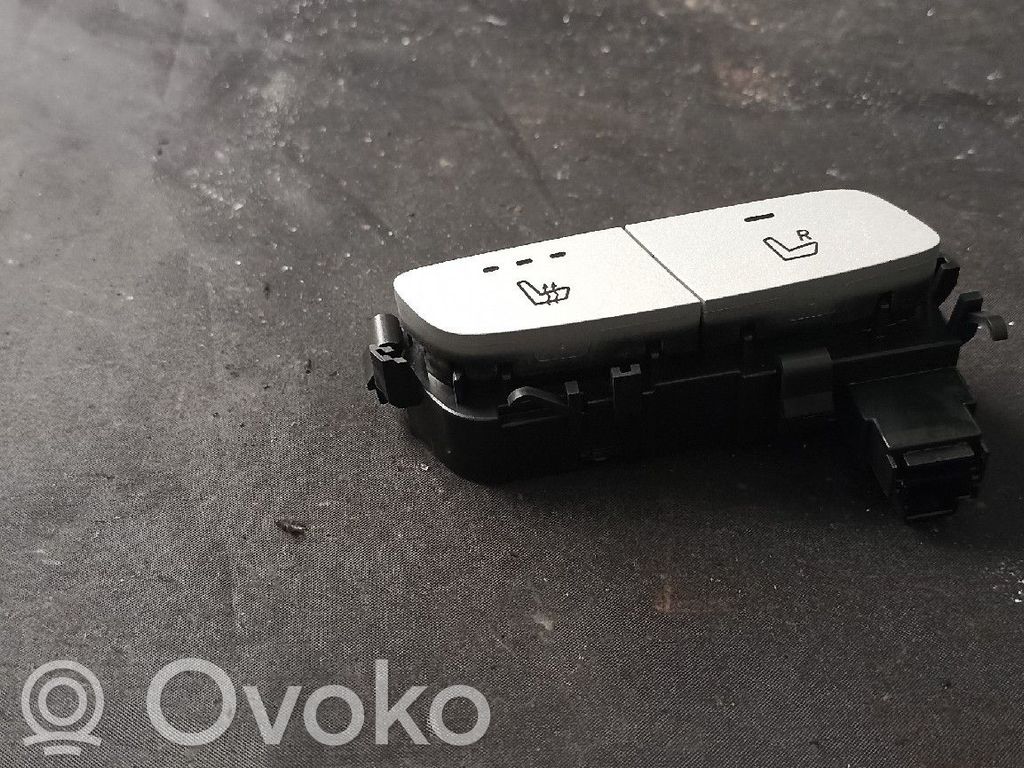Mercedes-Benz E W213 Seat heating switch 