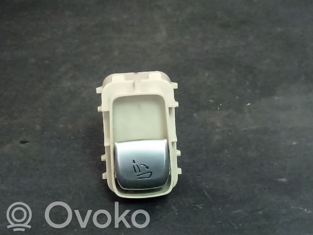 Mercedes-Benz C W205 Interruptor de control del asiento 