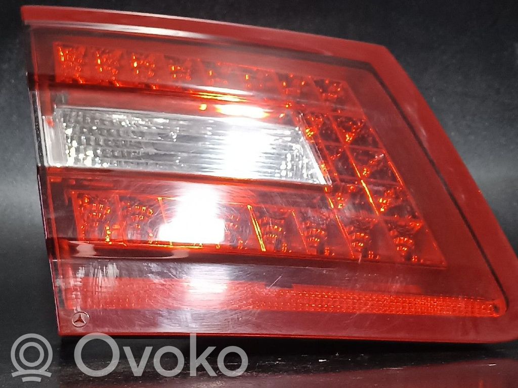 Mercedes-Benz E W212 Luci posteriori del portellone del bagagliaio 