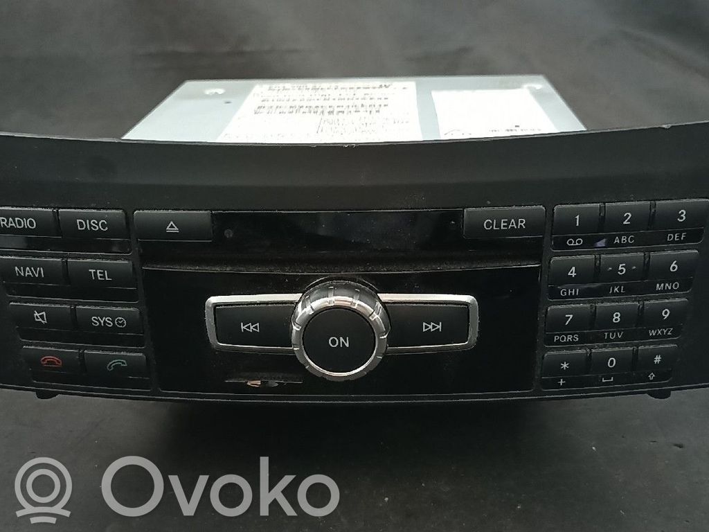 Mercedes-Benz C W204 Panel / Radioodtwarzacz CD/DVD/GPS 