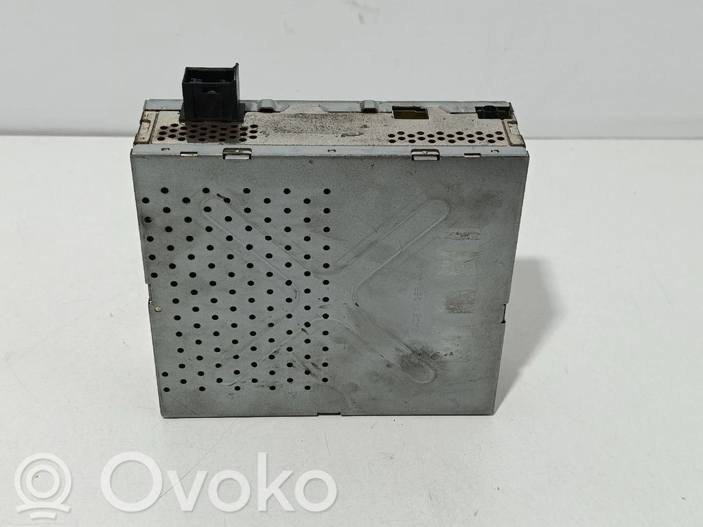 Mercedes-Benz E W211 Amplificador de sonido 