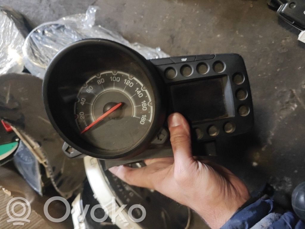 Chevrolet Spark Tachimetro (quadro strumenti) 