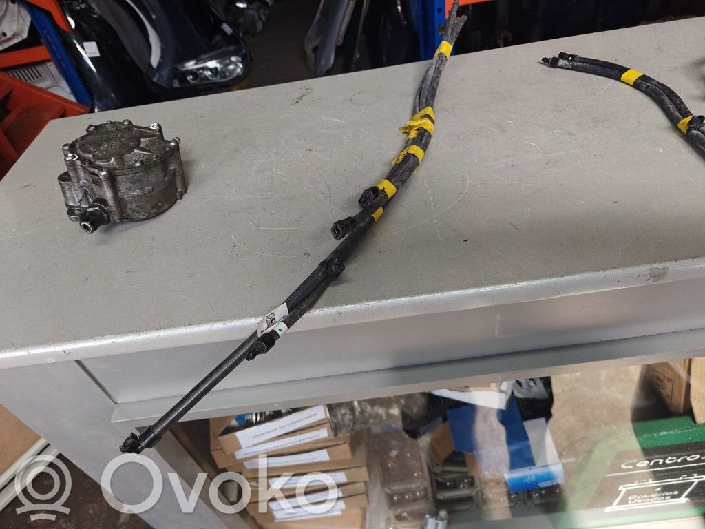 BMW iX Coolant pipe/hose 