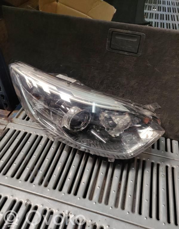 Scheinwerfer   260102734R,030128121200,RENAULTCAPTUR1