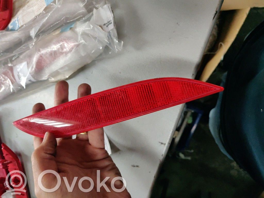 Rear tail light reflector   7843528,Z4E89