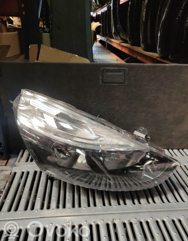 Renault Clio IV Priekinis žibintas 