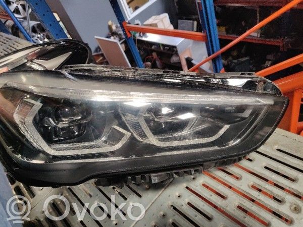 BMW X1 F48 F49 Lampa przednia 