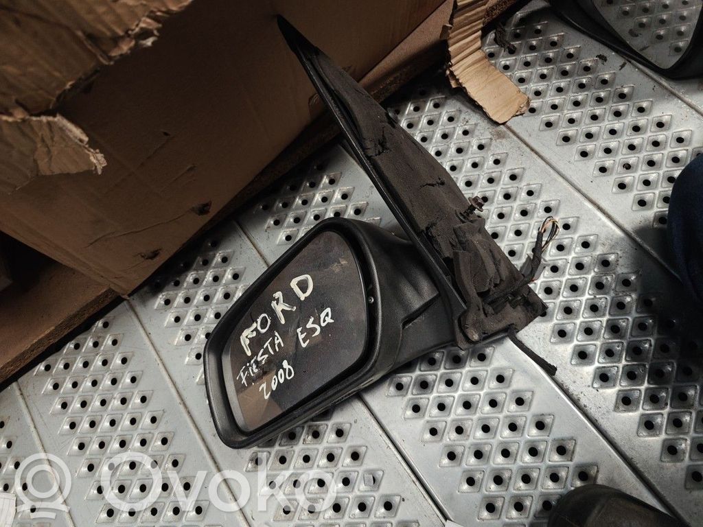 Ford Fiesta Elektryczne lusterko boczne drzwi przednich 