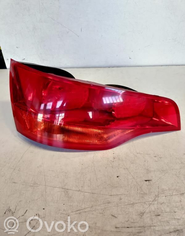 Lampy tylnej klapy bagażnika   27S4L0945093,4L0945093,AUDIQ7